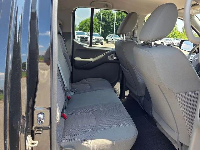 Used 2020 Magnetic Black Nissan SV image 15