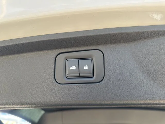 2026 Nissan Armada PRO-4X - Photo 35