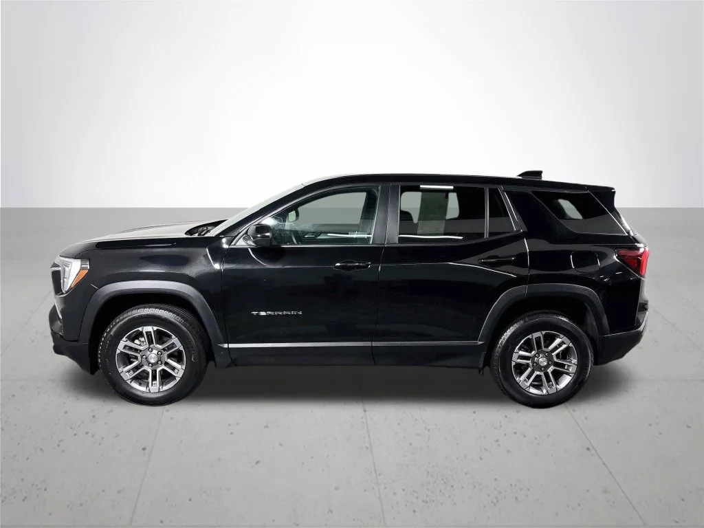 Used 2025 Black GMC Elevation image 9