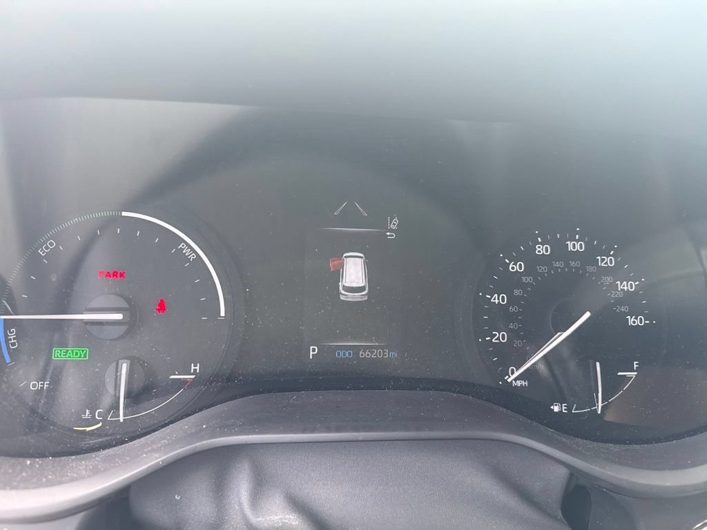 Used 2024 Wind Chill Pearl Toyota XLE image 2