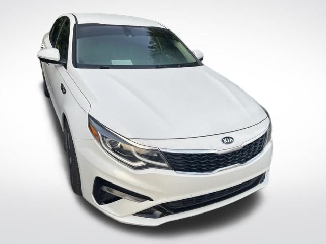 Used 2020 Snow White Pearl Kia S image 3