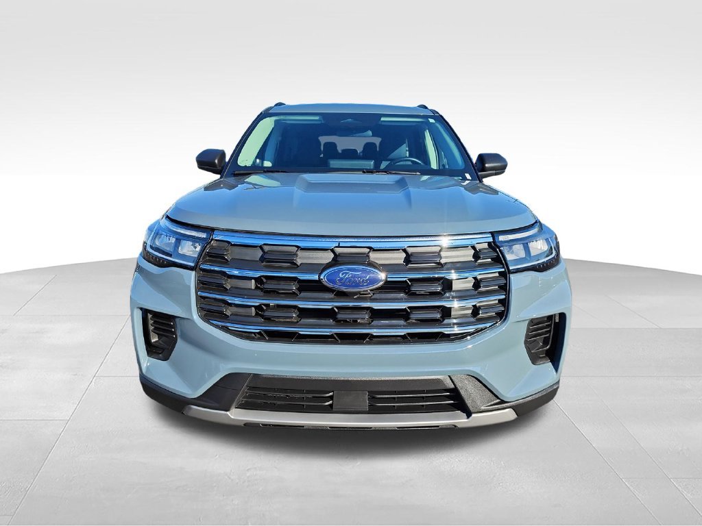 Used 2025 Gray Ford Active image 8