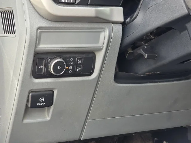 Used 2021 White Ford XLT image 21