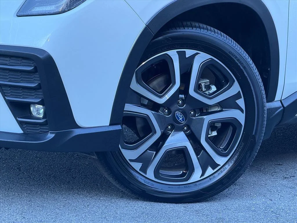 Used 2025 White Subaru Touring image 31