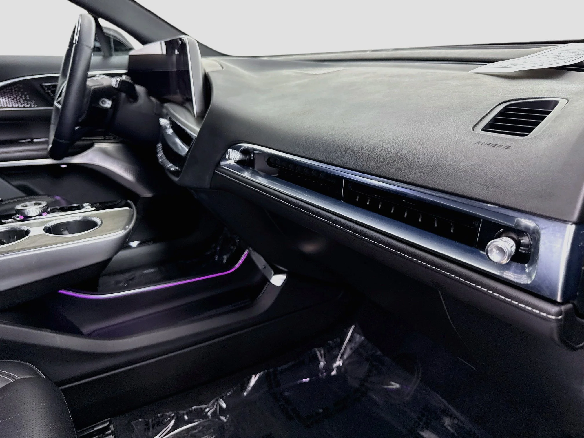 Used 2023 Stellar Black Metallic Cadillac Luxury image 31