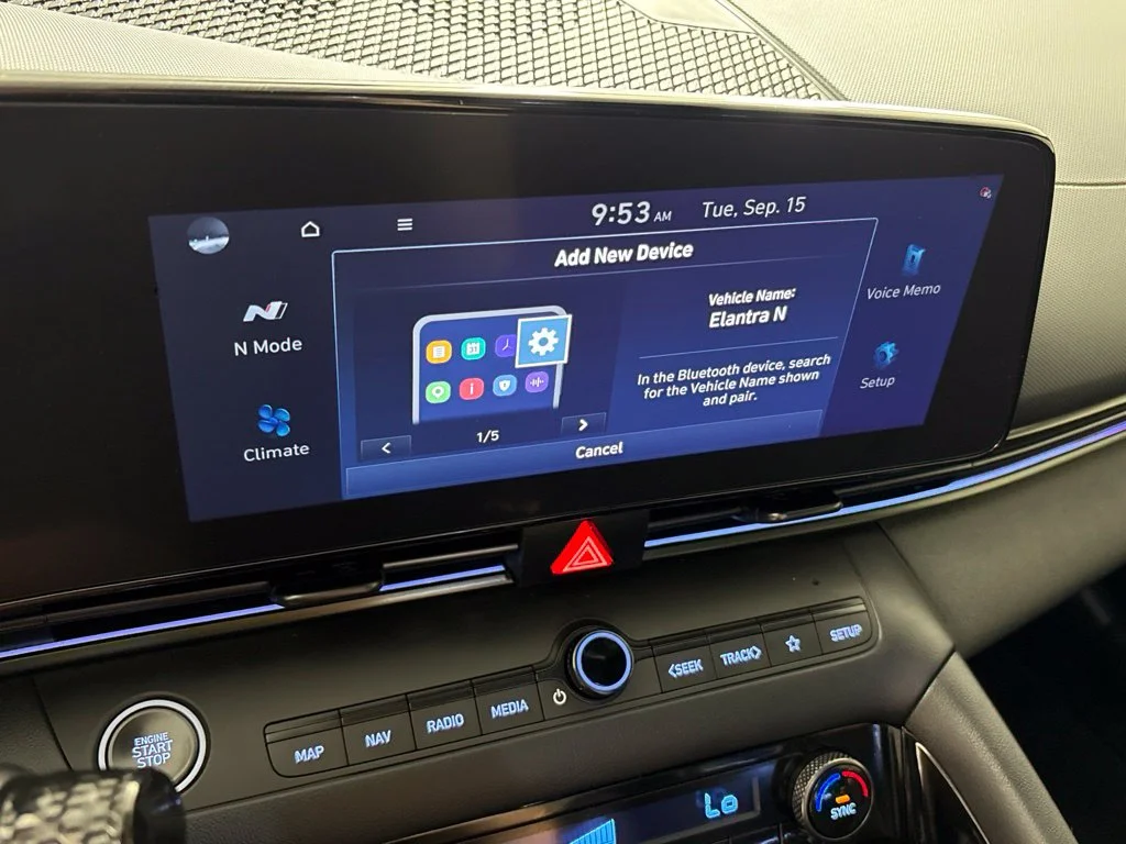 Used 2025 Black Hyundai Base image 38