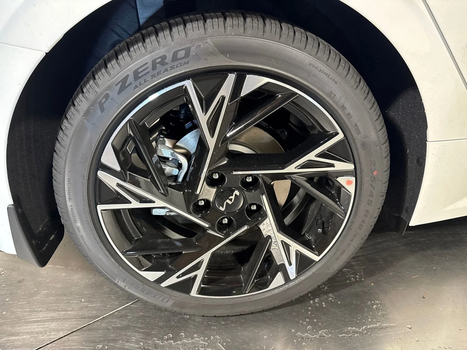 New 2026 Snow White Pearl Kia GT-Line image 11