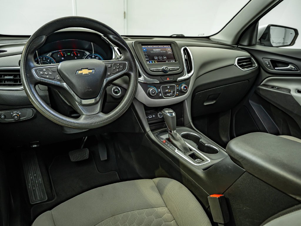 Used 2020 Silver Ice Metallic Chevrolet LT image 31