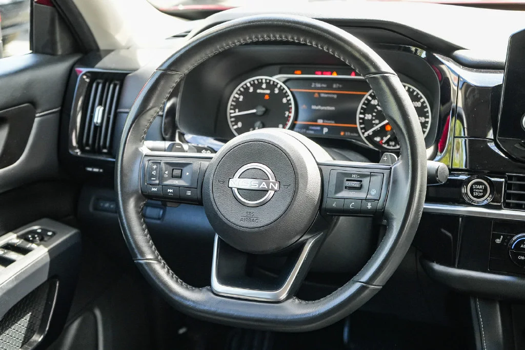 Used 2024 Red Nissan SV image 14