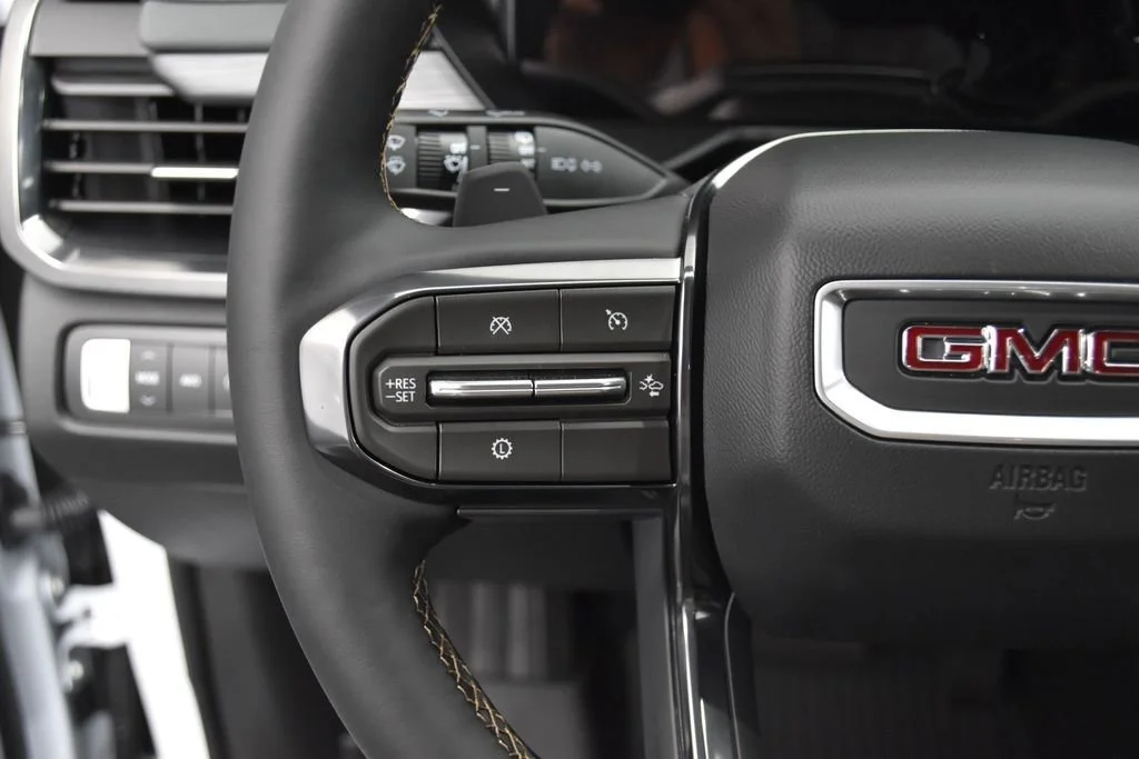 2026 GMC Acadia AT4 - Photo 10