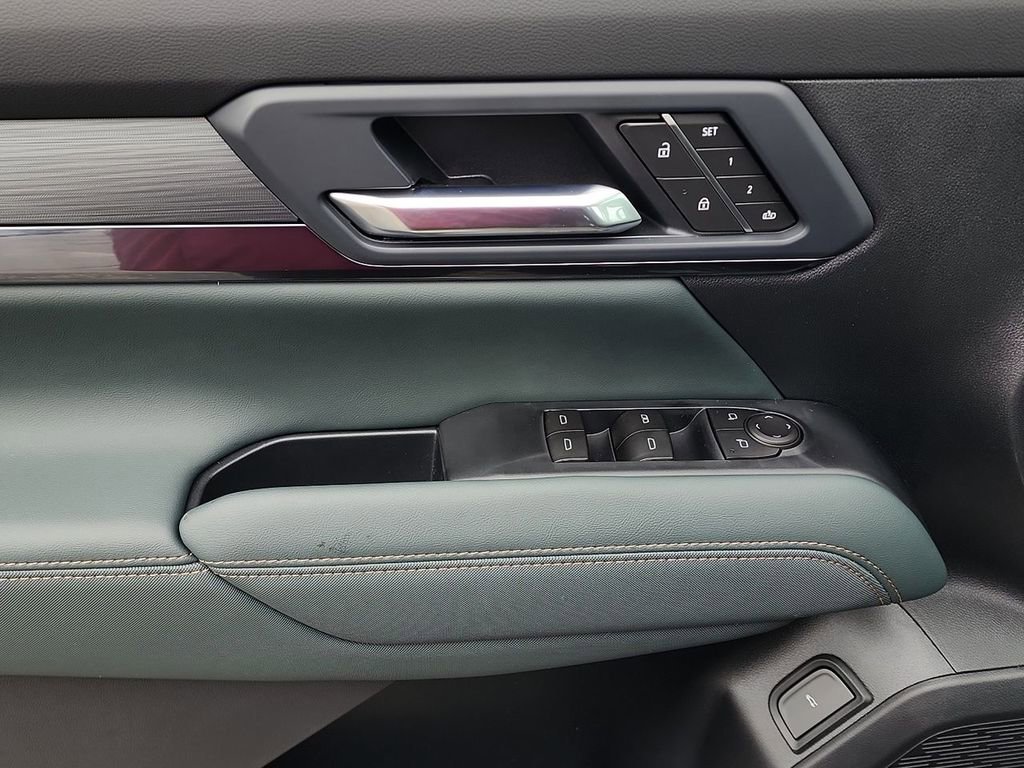 2026 GMC Terrain AT4 - Photo 13