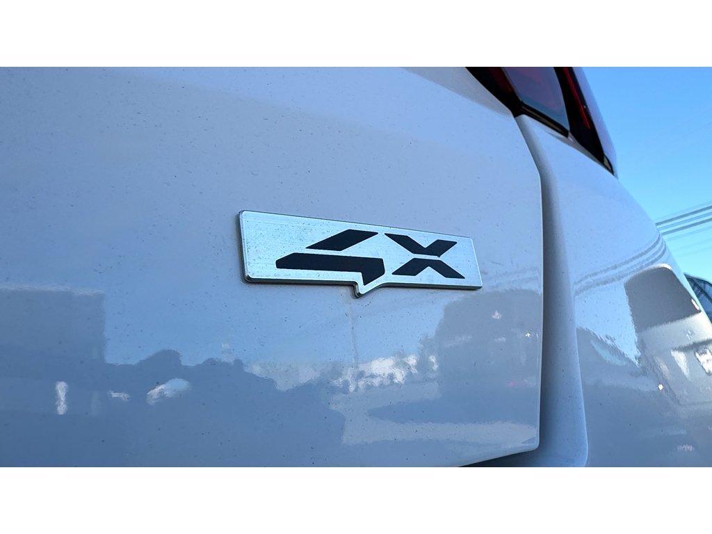 New 2026 Glacial White Pearl Kia S image 7