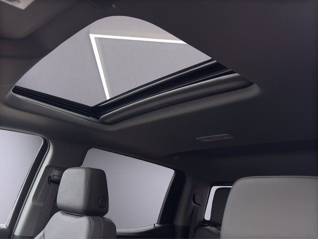 2026 GMC Sierra 1500 SLT - Photo 24