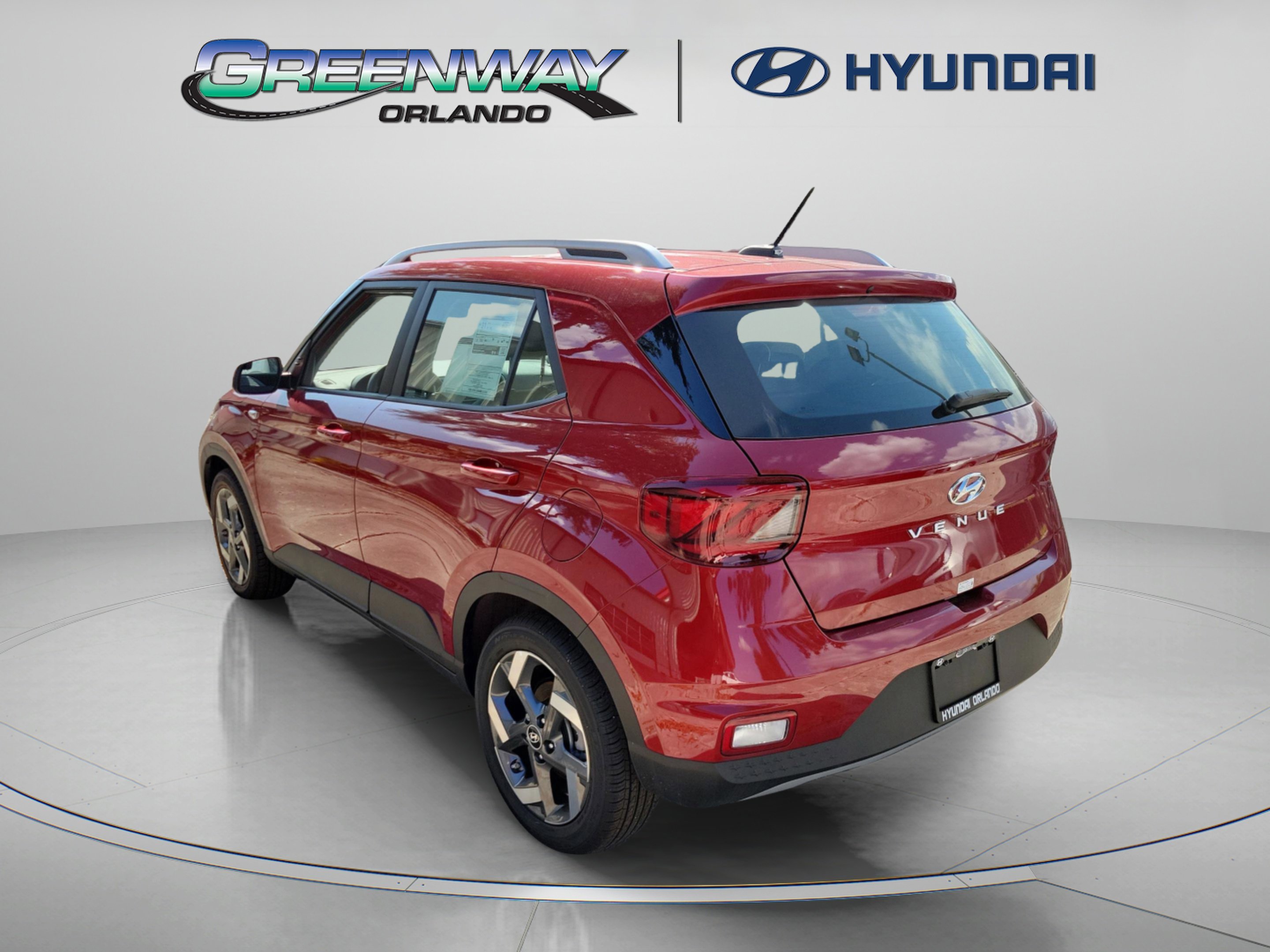 2025 Hyundai Venue Limited - Photo 3