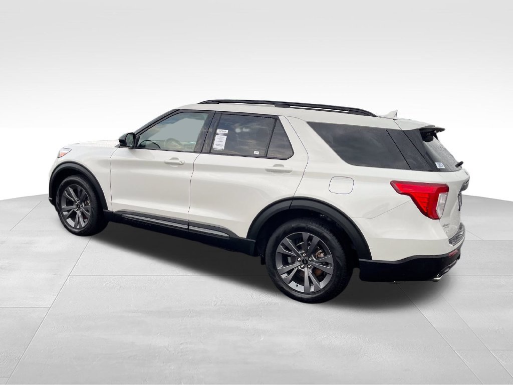 Used 2023 White Ford XLT image 3