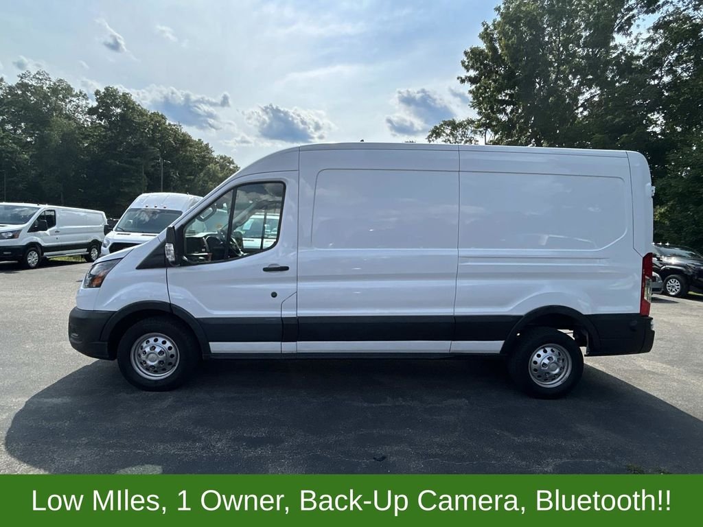 Used 2023 White Ford Base image 2