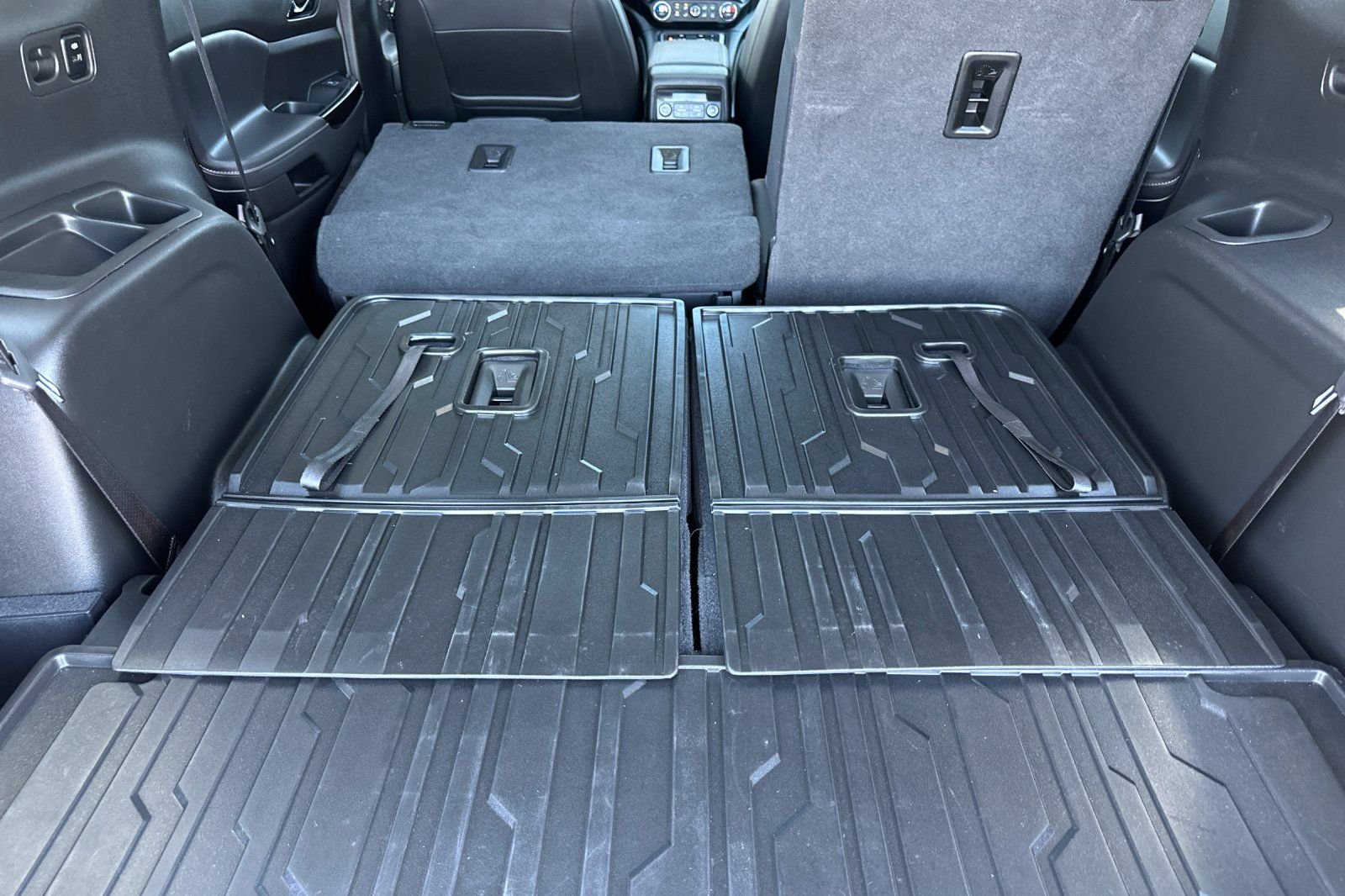 2023 GMC Acadia AT4 - Photo 15
