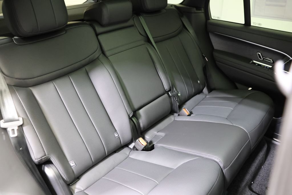 New 2026 Carpathian Grey LAND ROVER SE image 45