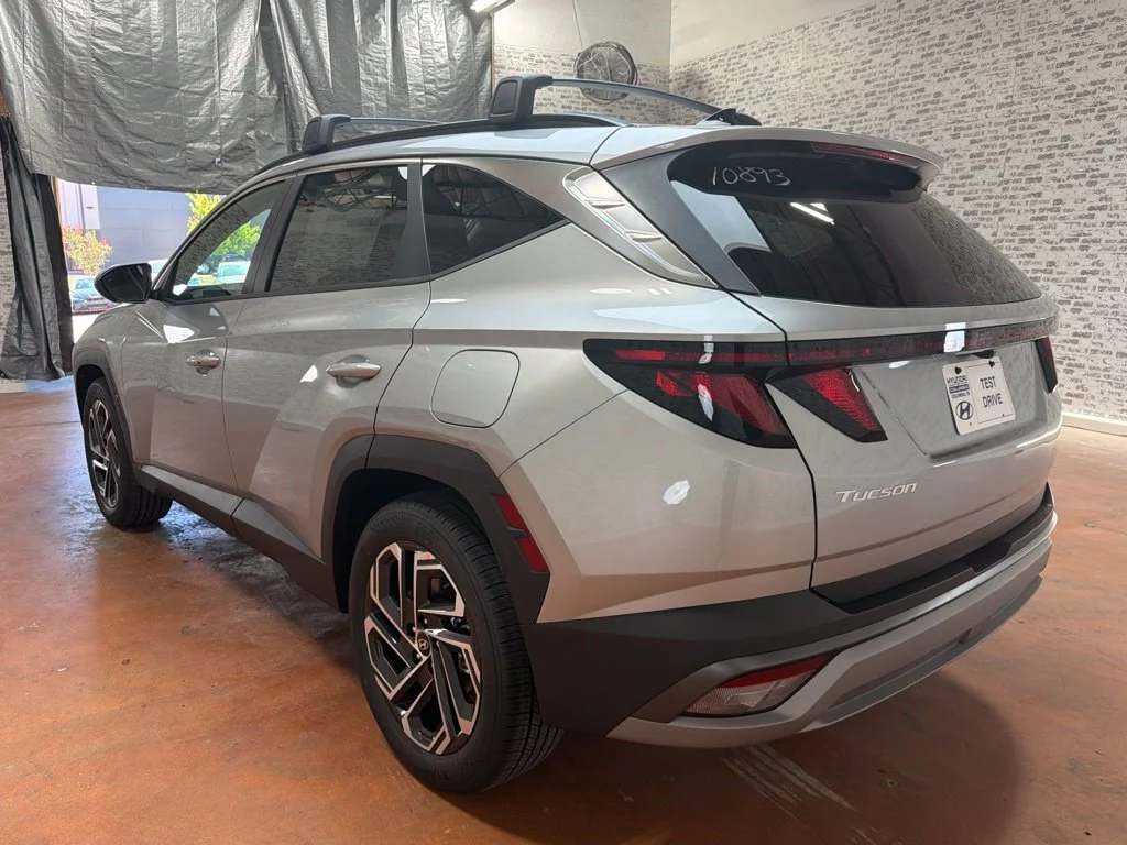 New 2026 Shimmering Silver Hyundai SEL Plus image 5