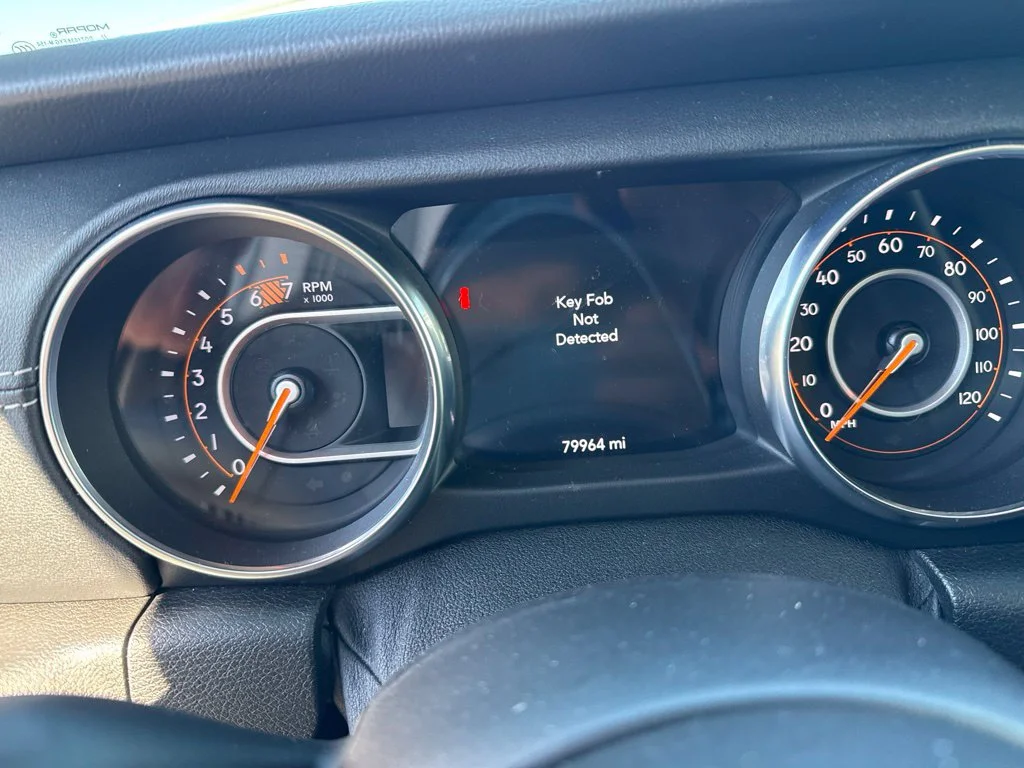 Used 2018 White Jeep Unlimited Sahara image 2