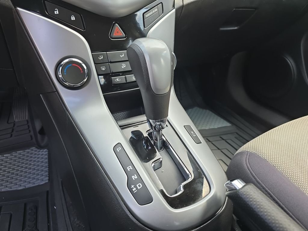 Used 2013 Blue Chevrolet LS image 16