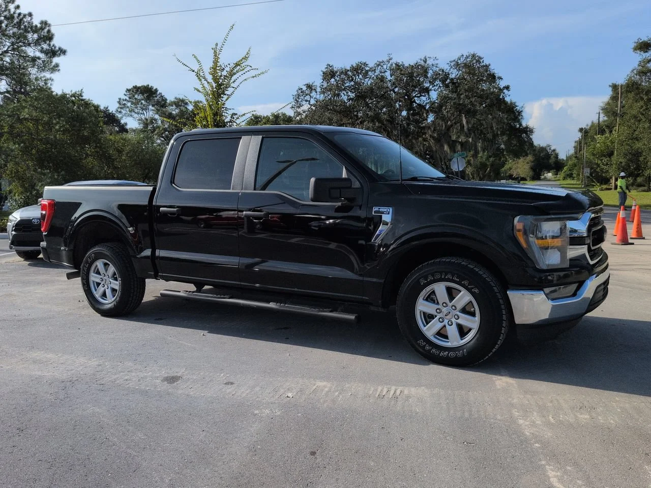 Used 2023 Black Ford XLT image 2