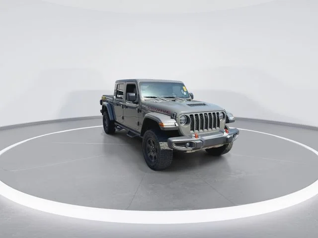 Used 2021 Gray Jeep Mojave image 3