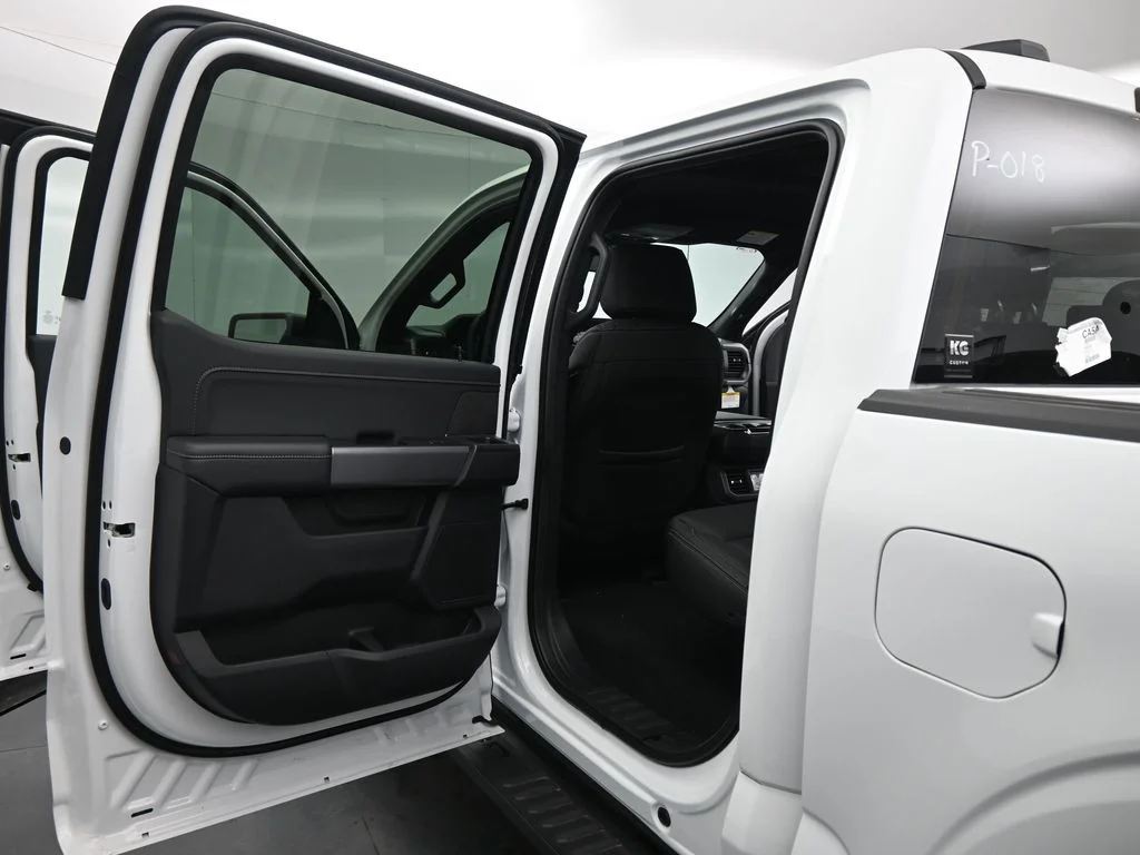 New 2026 White Ford XLT image 19