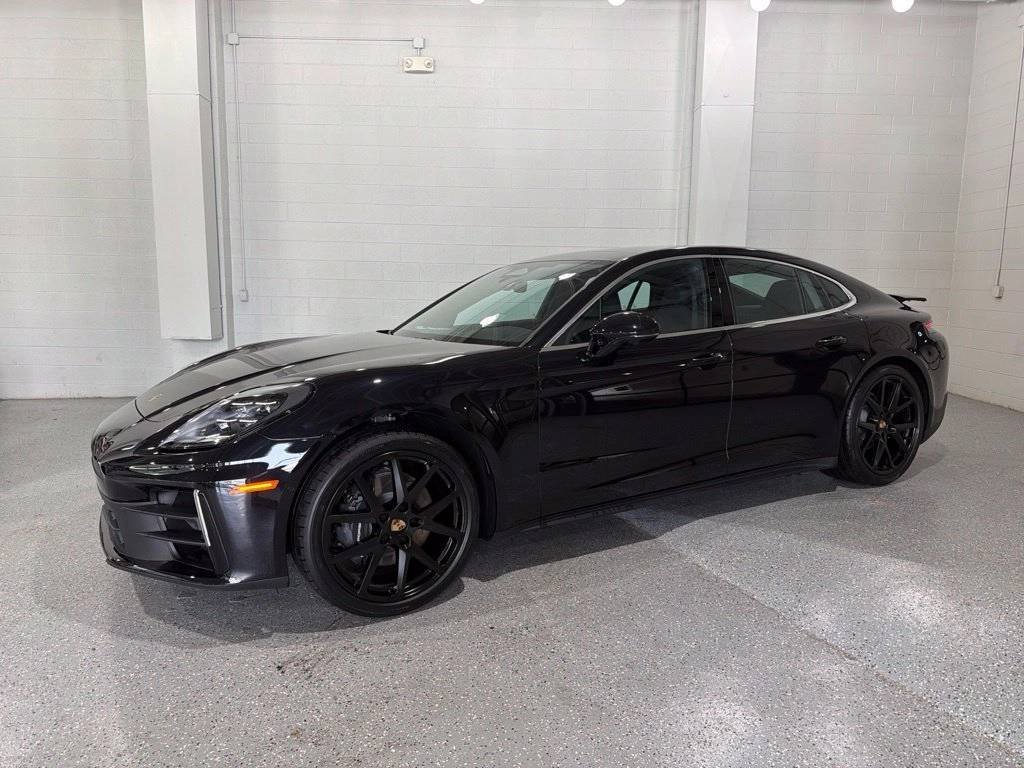 2026 Porsche Panamera Base