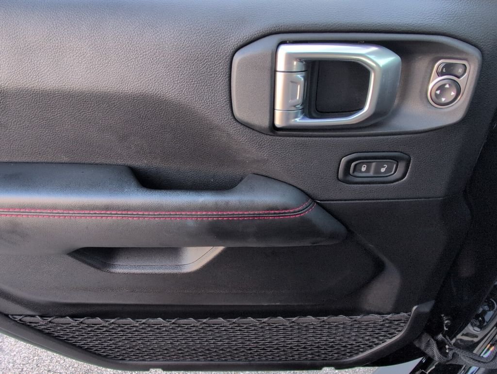 Used 2025 Black Jeep Rubicon w X Package image 29