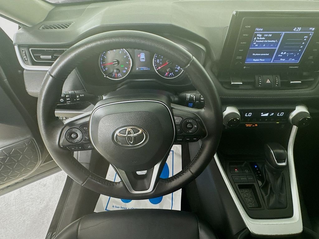 Used 2022 Midnight Black Metallic Toyota XLE Premium image 12