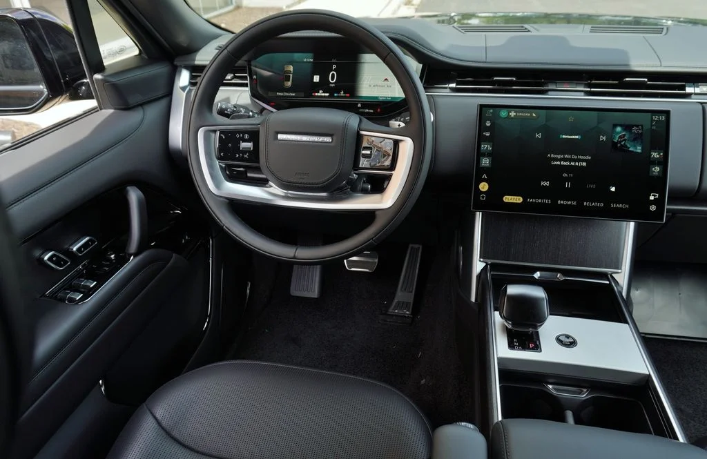 New 2026 Obsidian Black in Gloss Finish Land Rover SV image 20