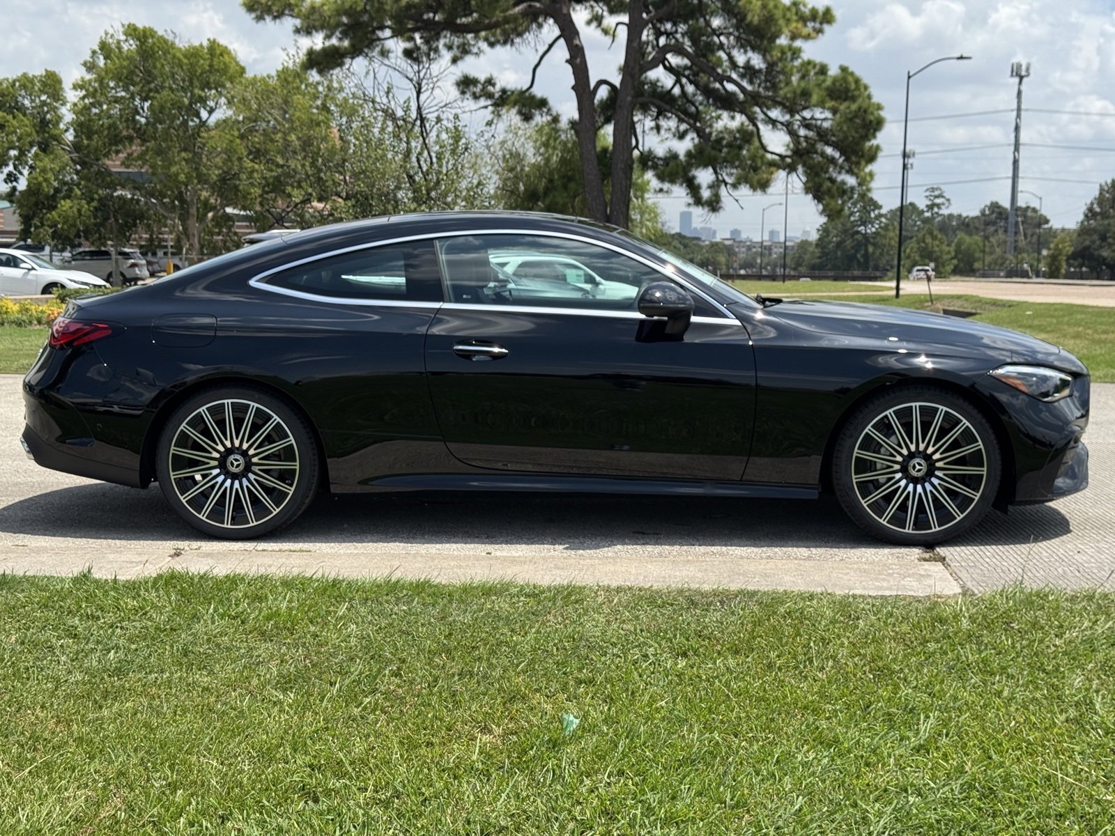 New 2026 Black Mercedes-Benz CLE 300 image 24