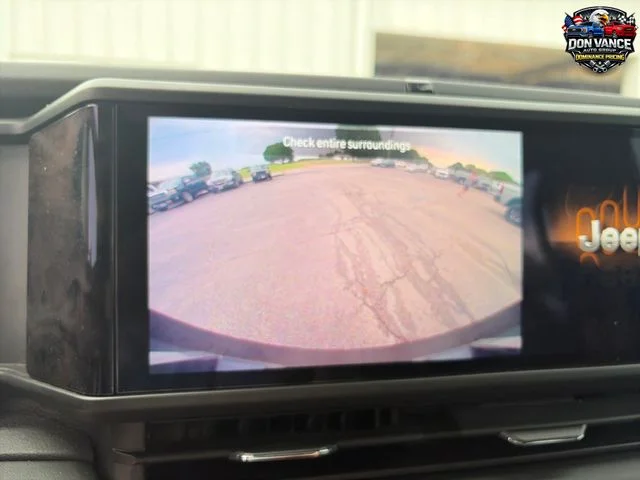Used 2024 Blue Jeep Sahara image 19