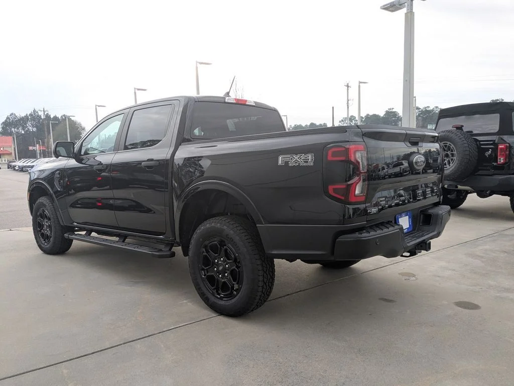 New 2025 Shadow Black Ford XLT image 6