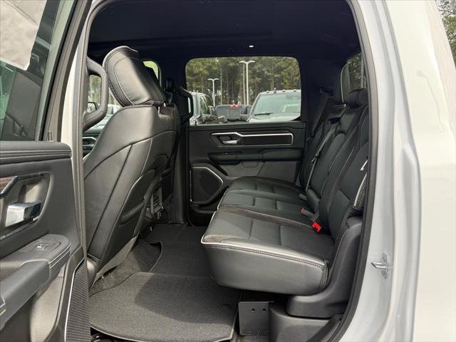 New 2026 Bright White Clear-Coat Exterior Paint RAM LARAMIE image 5