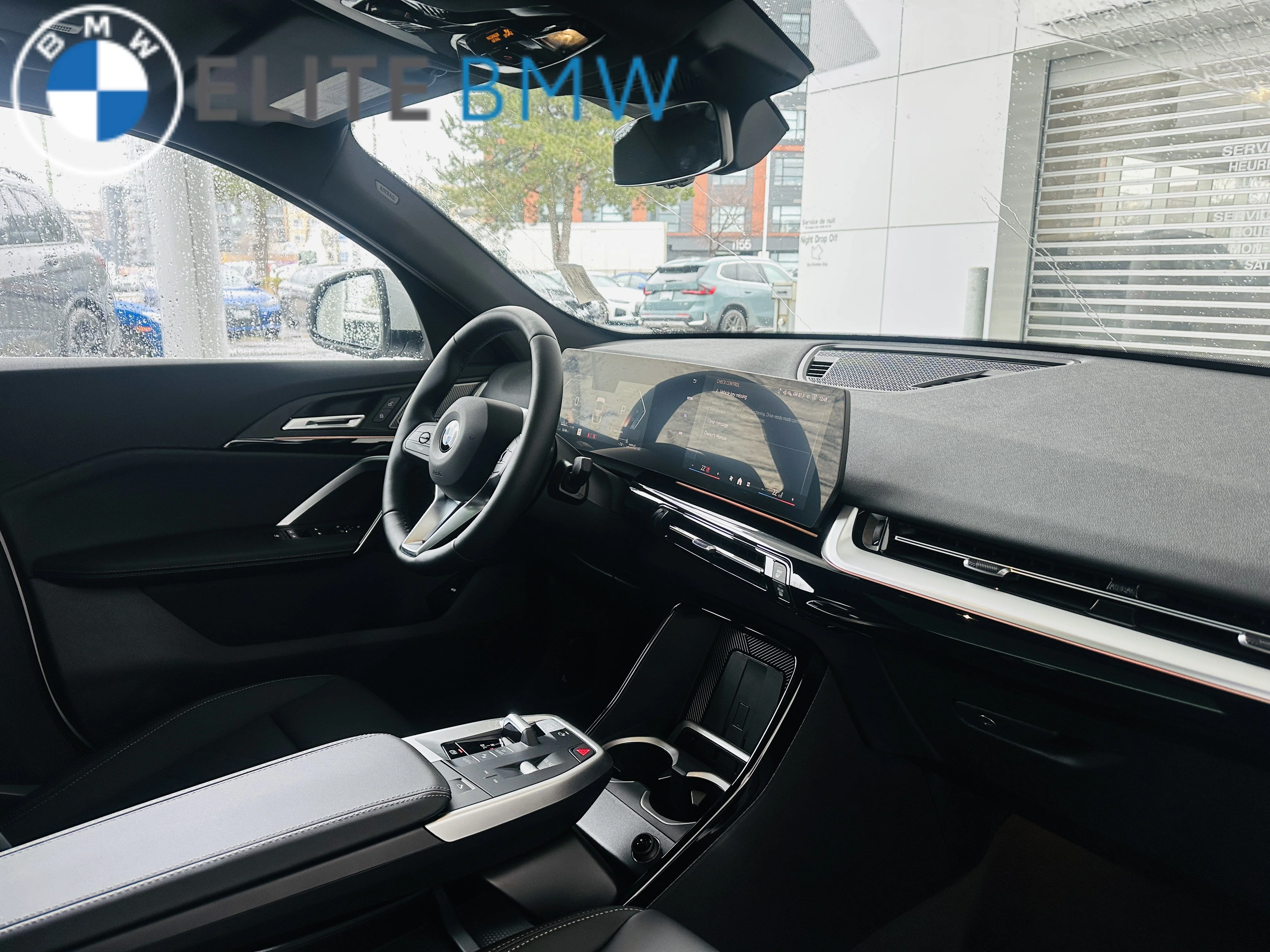 Used 2026 Mineral White Metallic BMW xDrive28i image 29