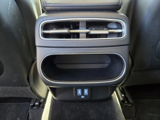 Used 2025 White Genesis 2.5T image 15