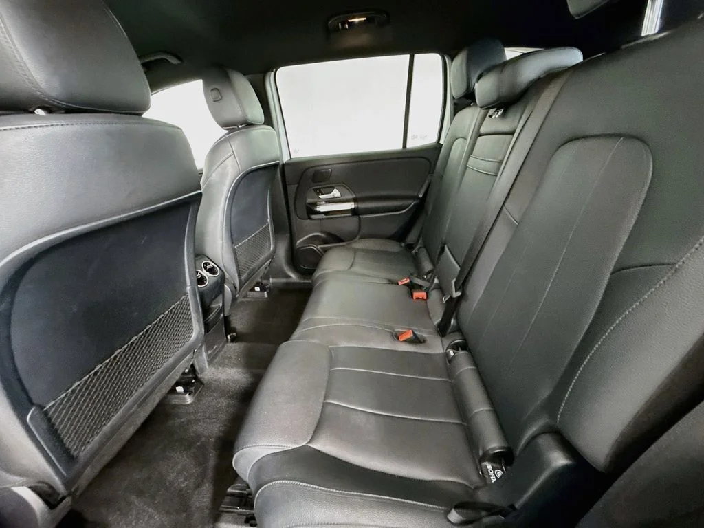 Used 2024 White Mercedes-Benz 250+ image 24