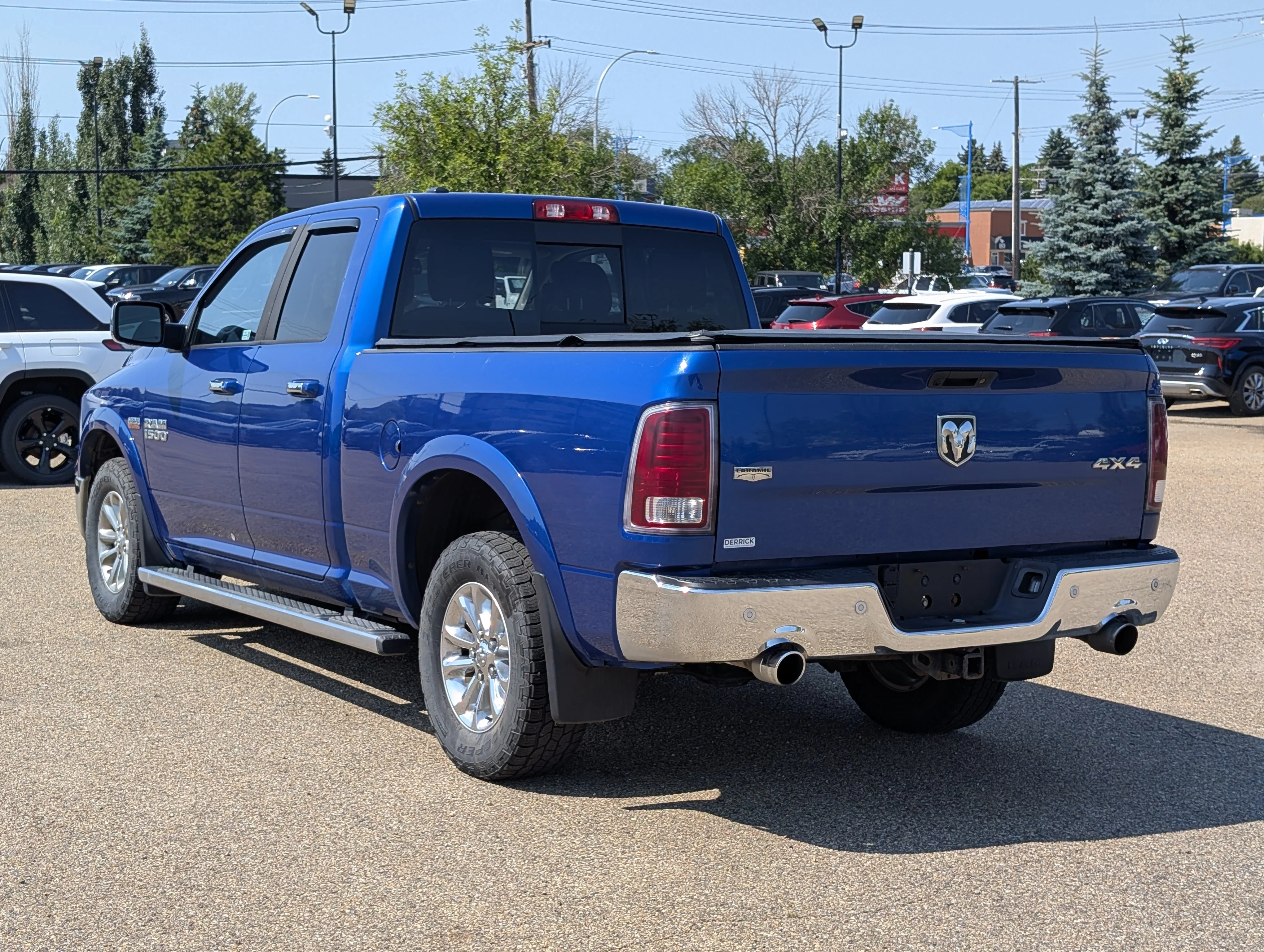 Used 2016 Blue Streak Pearl Ram Laramie image 4