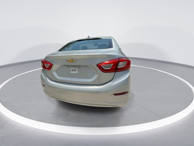 Used 2018 Silver Chevrolet LT image 7