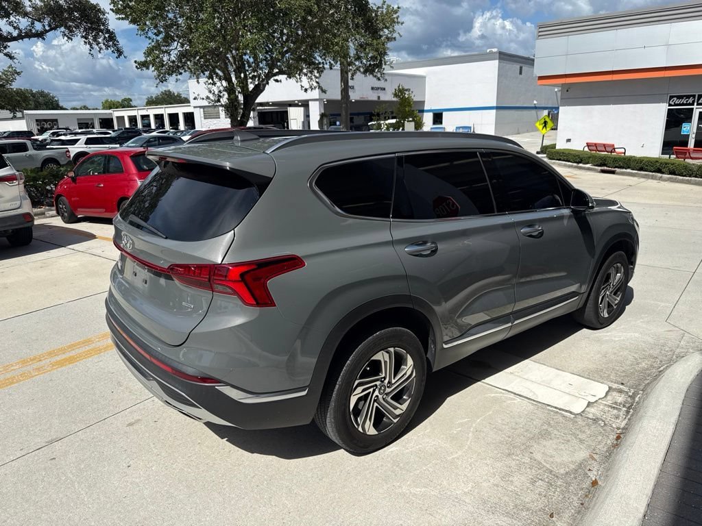 Used 2023 Hampton Gray Hyundai SEL image 4