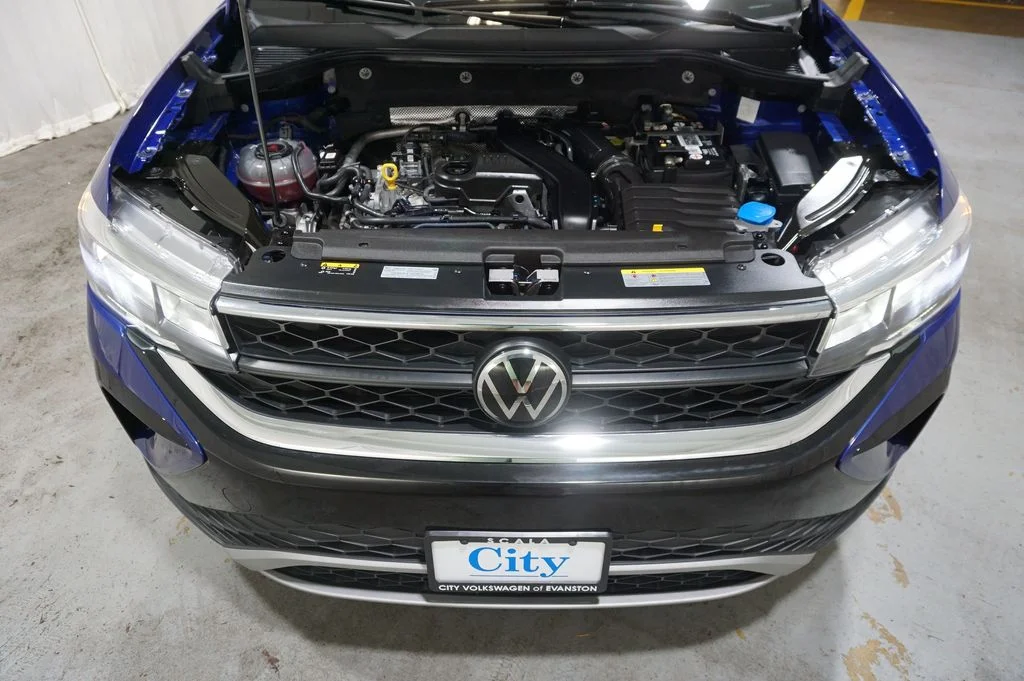 Certified Used 2023 Blue Volkswagen 1.5T SE image 27