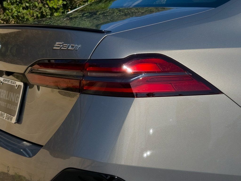 New 2026 Oxide Grey Metallic BMW 530i image 7