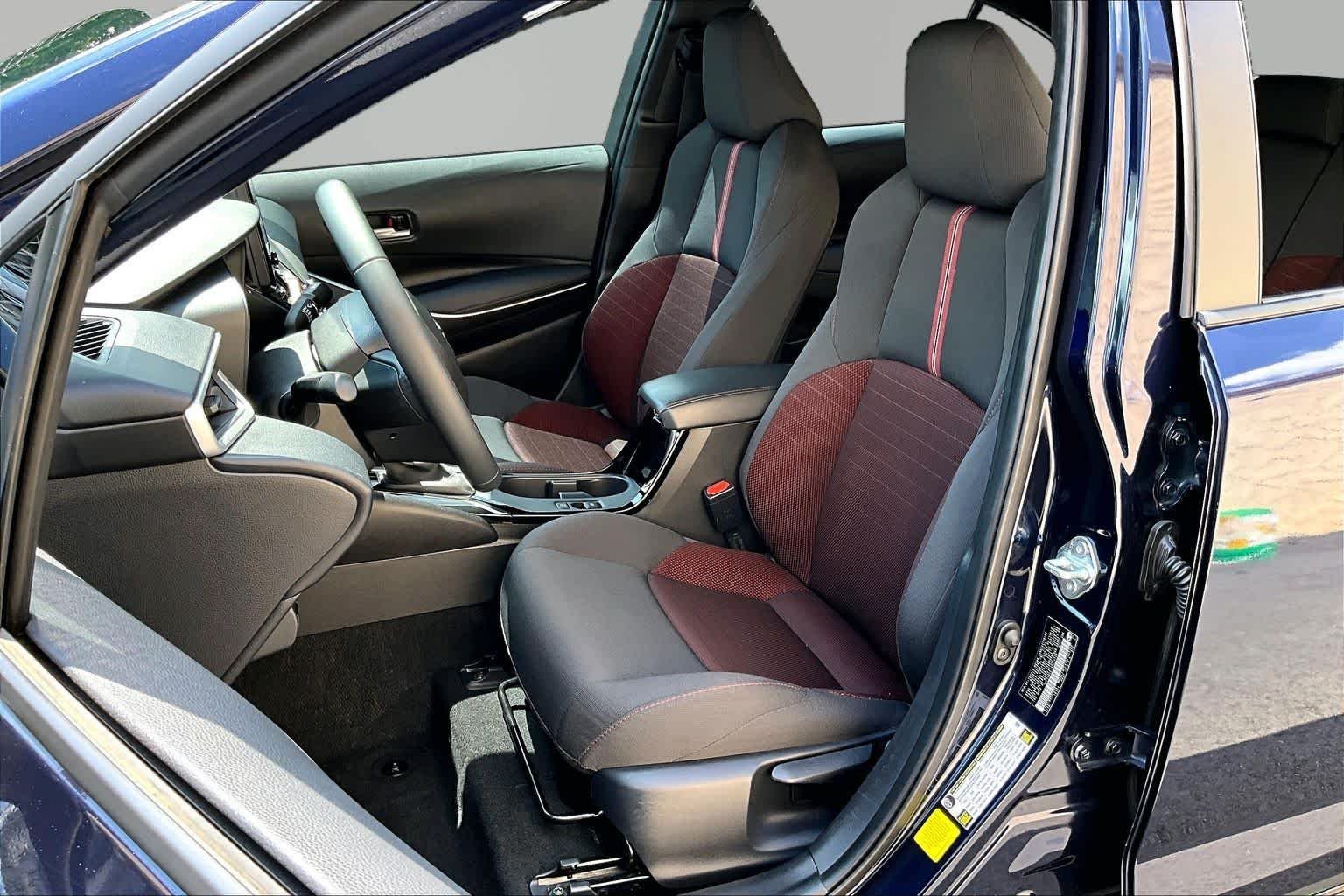 Used 2025 Blueprint Toyota SE image 8
