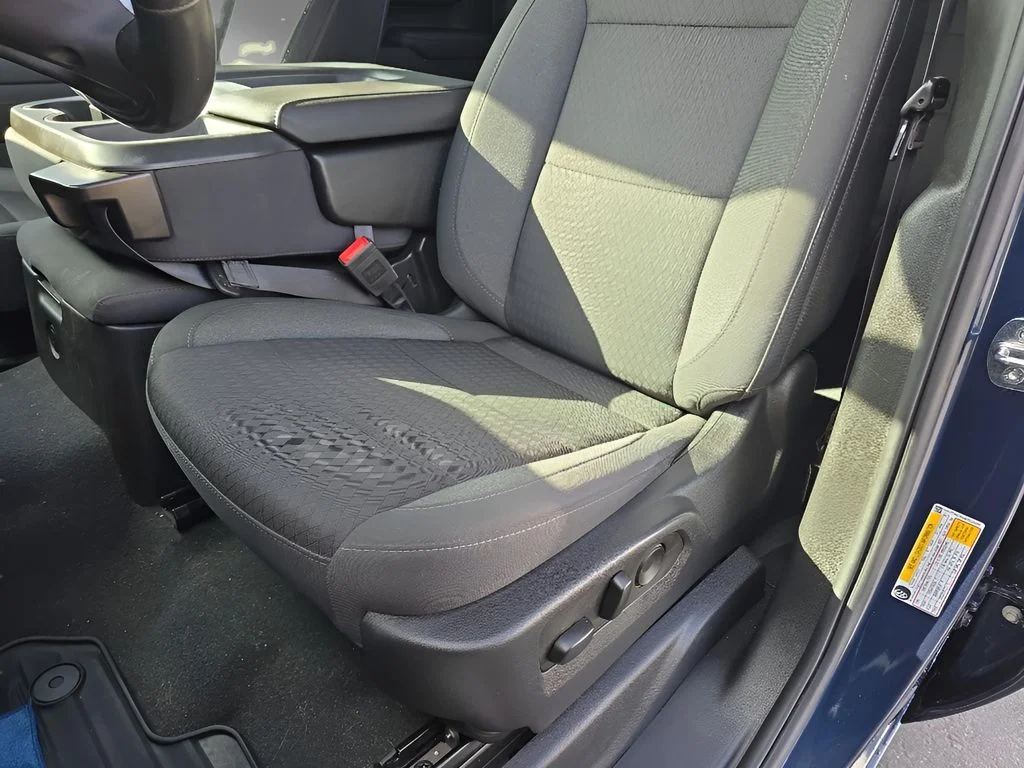 Used 2022 Northsky Blue Metallic Chevrolet LT image 13