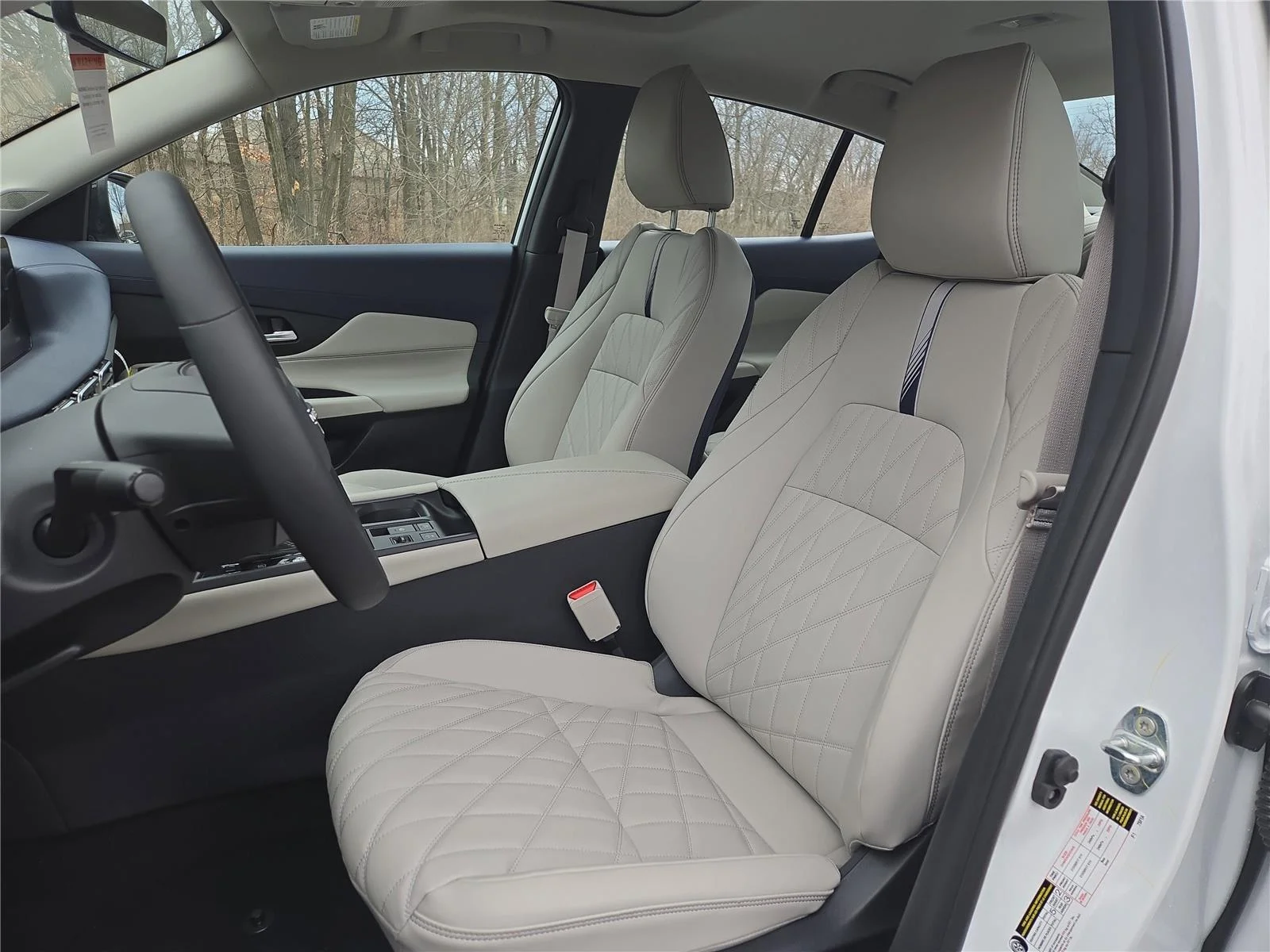 New 2026 Aspen White Tricoat Nissan SL image 10