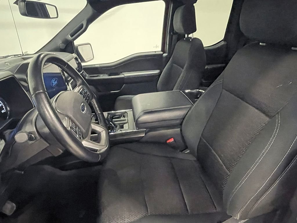 Used 2021 Red Ford XLT image 3