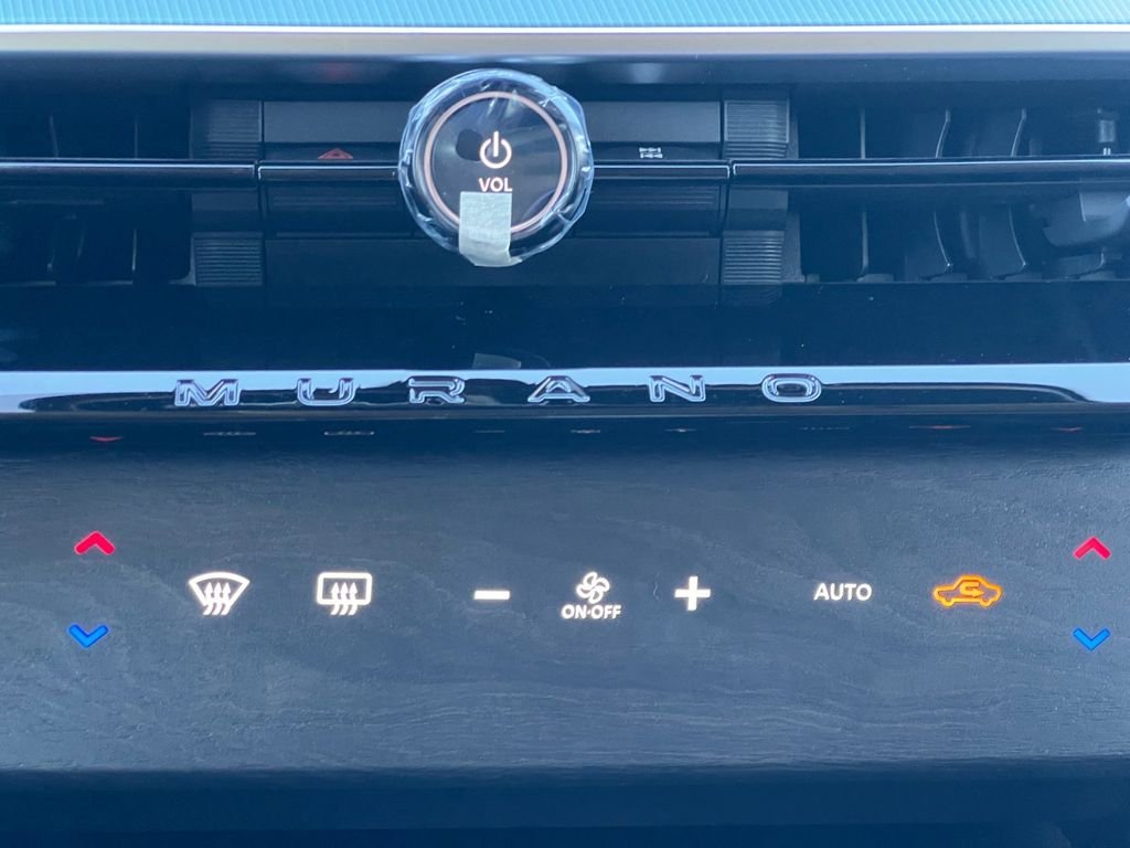 New 2026 Aurora Blue Pearl Metallic / Super Black Two-tone Nissan Platinum image 5