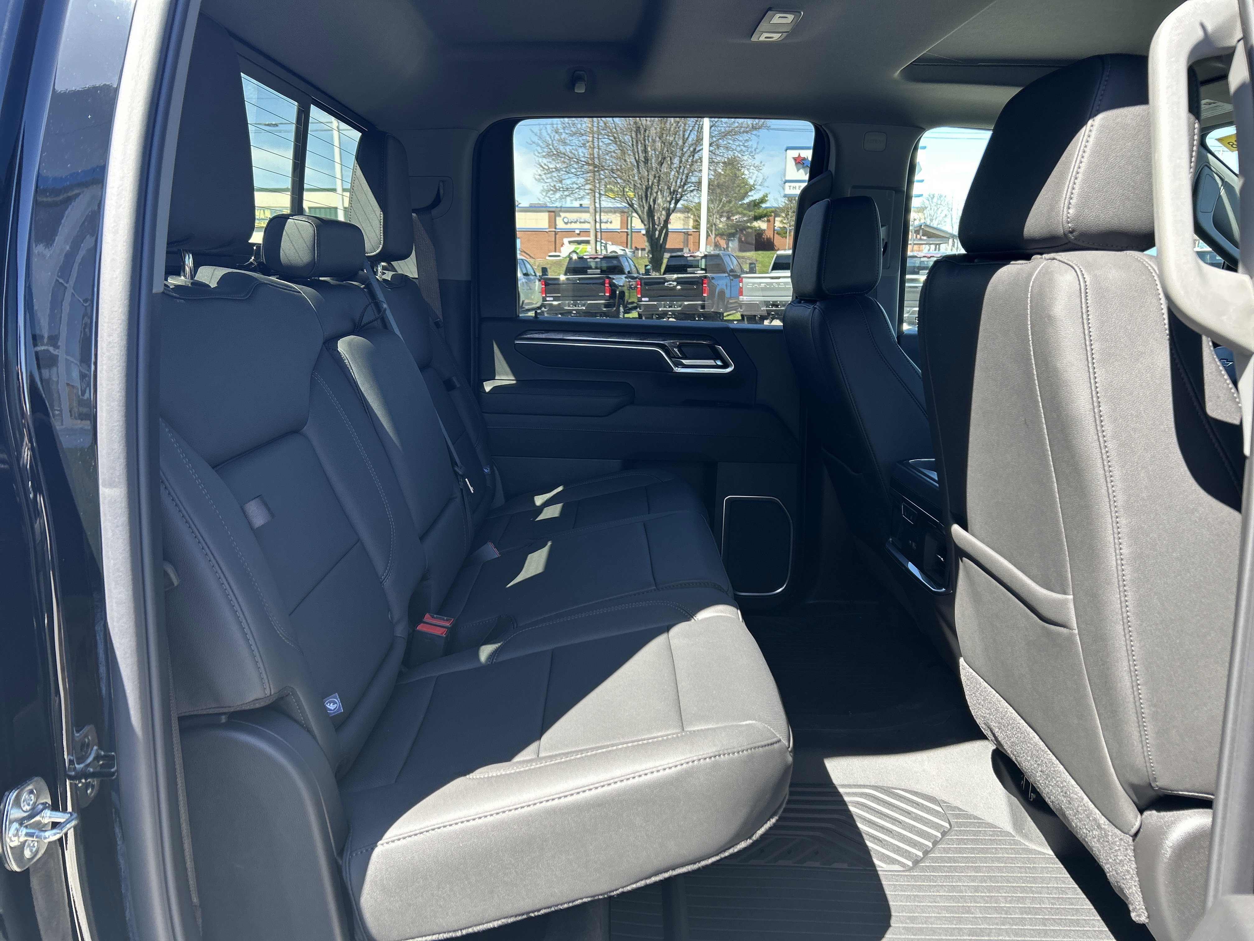 2026 Chevrolet Silverado 3500 HD LTZ - Photo 11